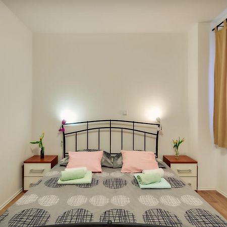 Apartment Katja Rogoznica  Bilik gambar
