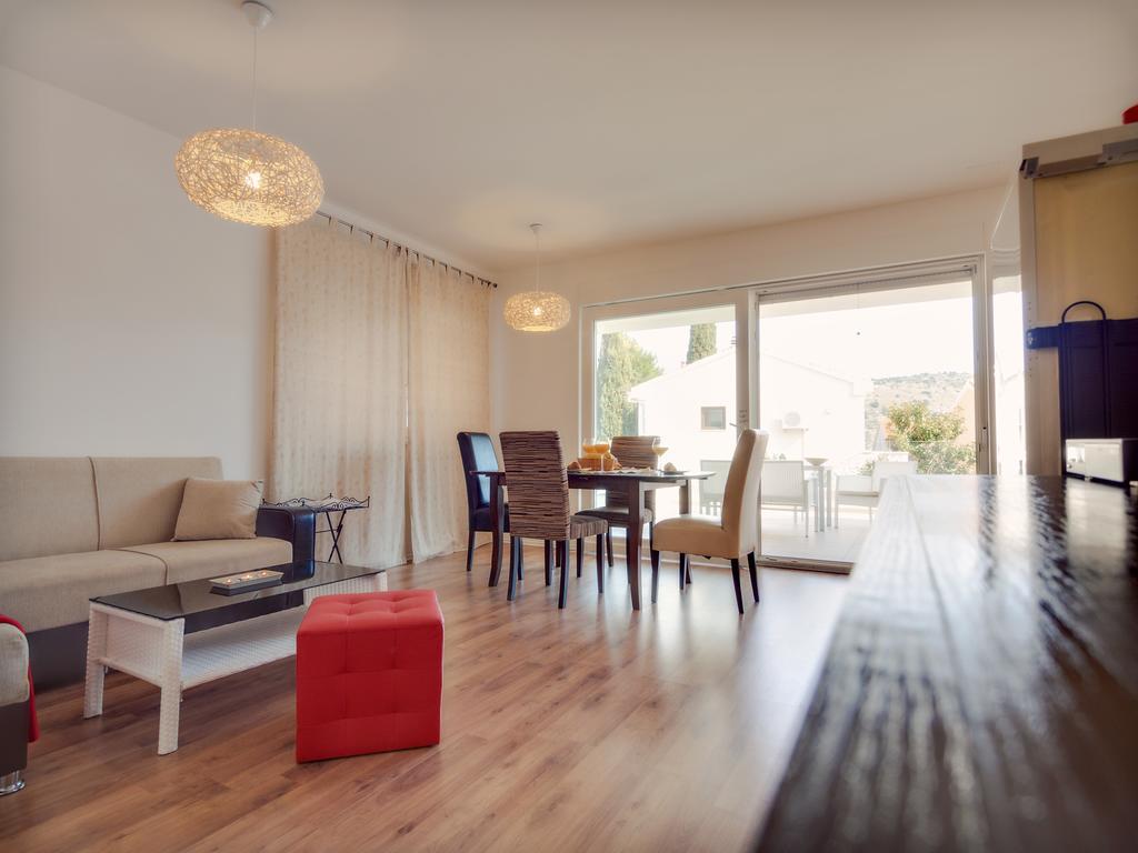 Apartment Katja Rogoznica  Bilik gambar