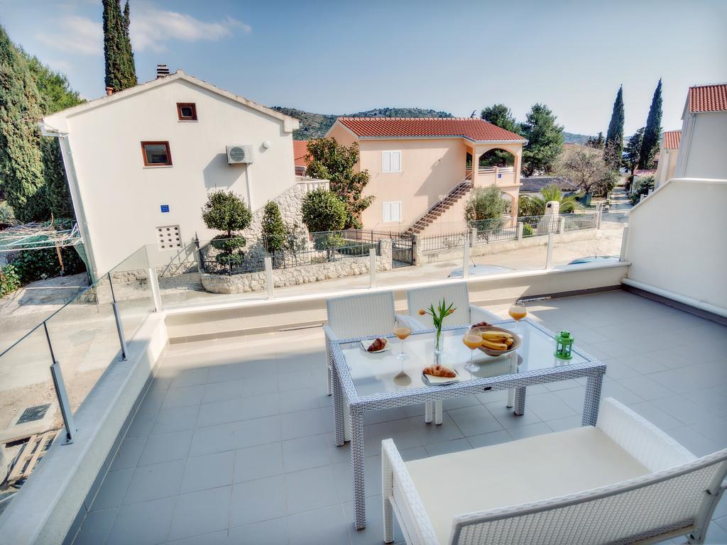 Apartment Katja Rogoznica  Bilik gambar