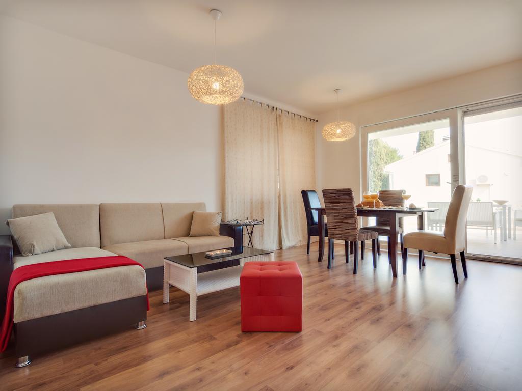 Apartment Katja Rogoznica  Bilik gambar